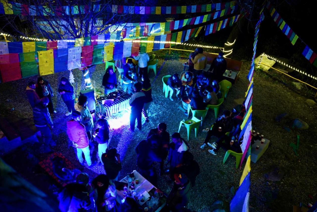 Hostel 360 Degree, Riverside Stay, Old Manali (Himachal Pradesh)