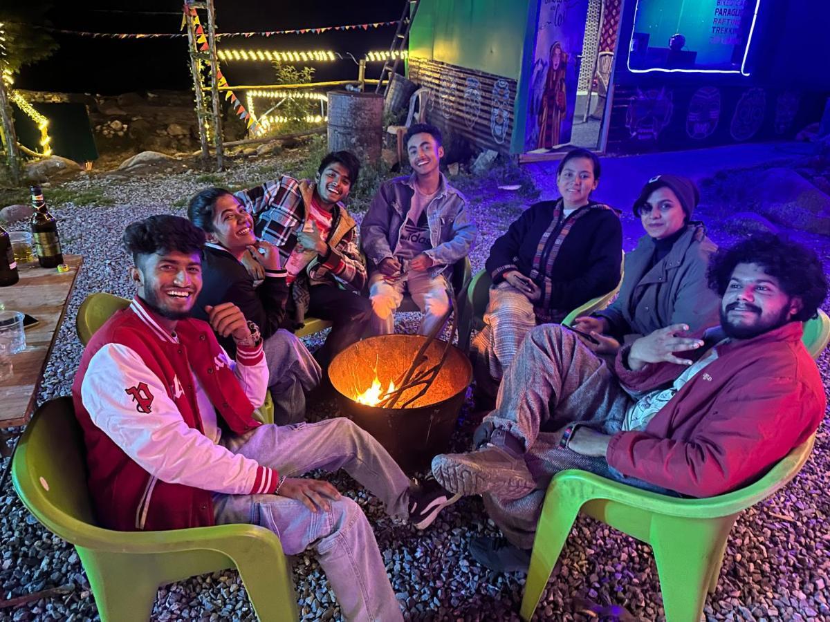 Hostel 360 Degree, Riverside Stay, Old Manali (Himachal Pradesh)