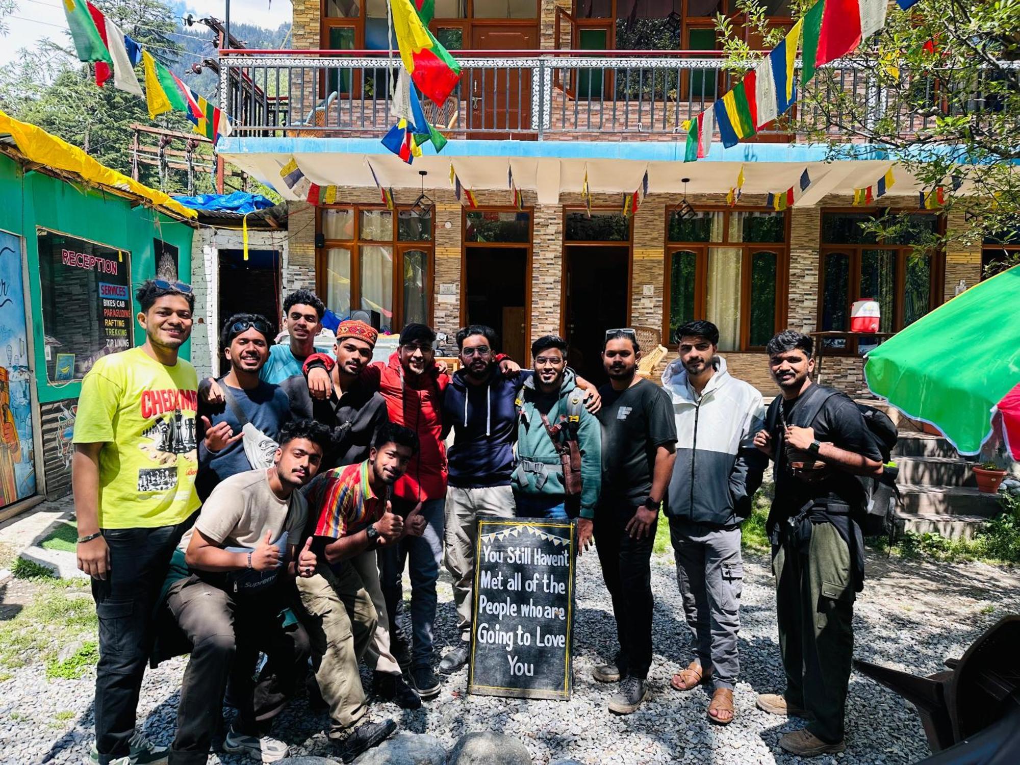 360 Degree, Riverside Stay, Old Manali (Himachal Pradesh)