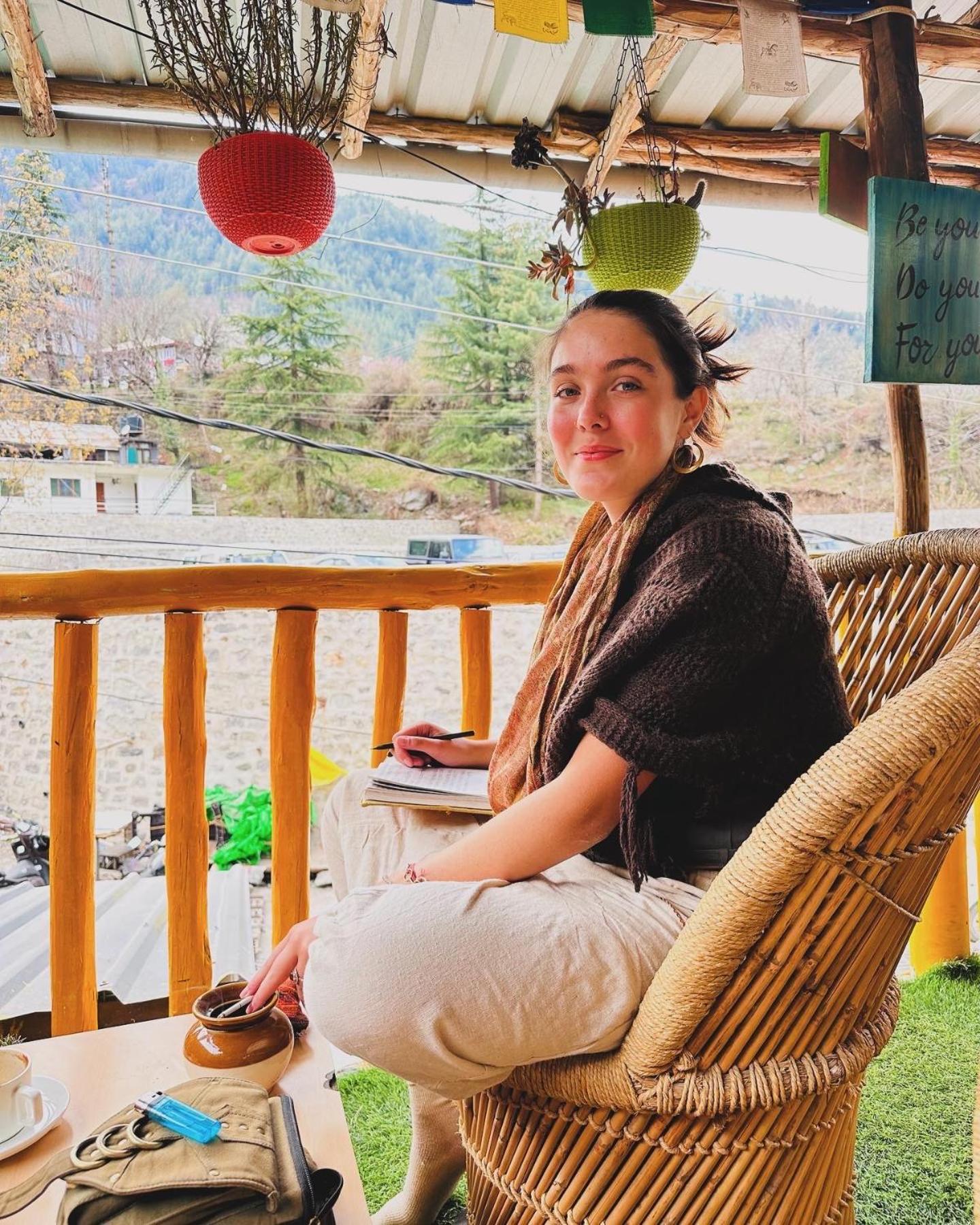 Hostel 360 Degree, Riverside Stay, Old Manali (Himachal Pradesh)